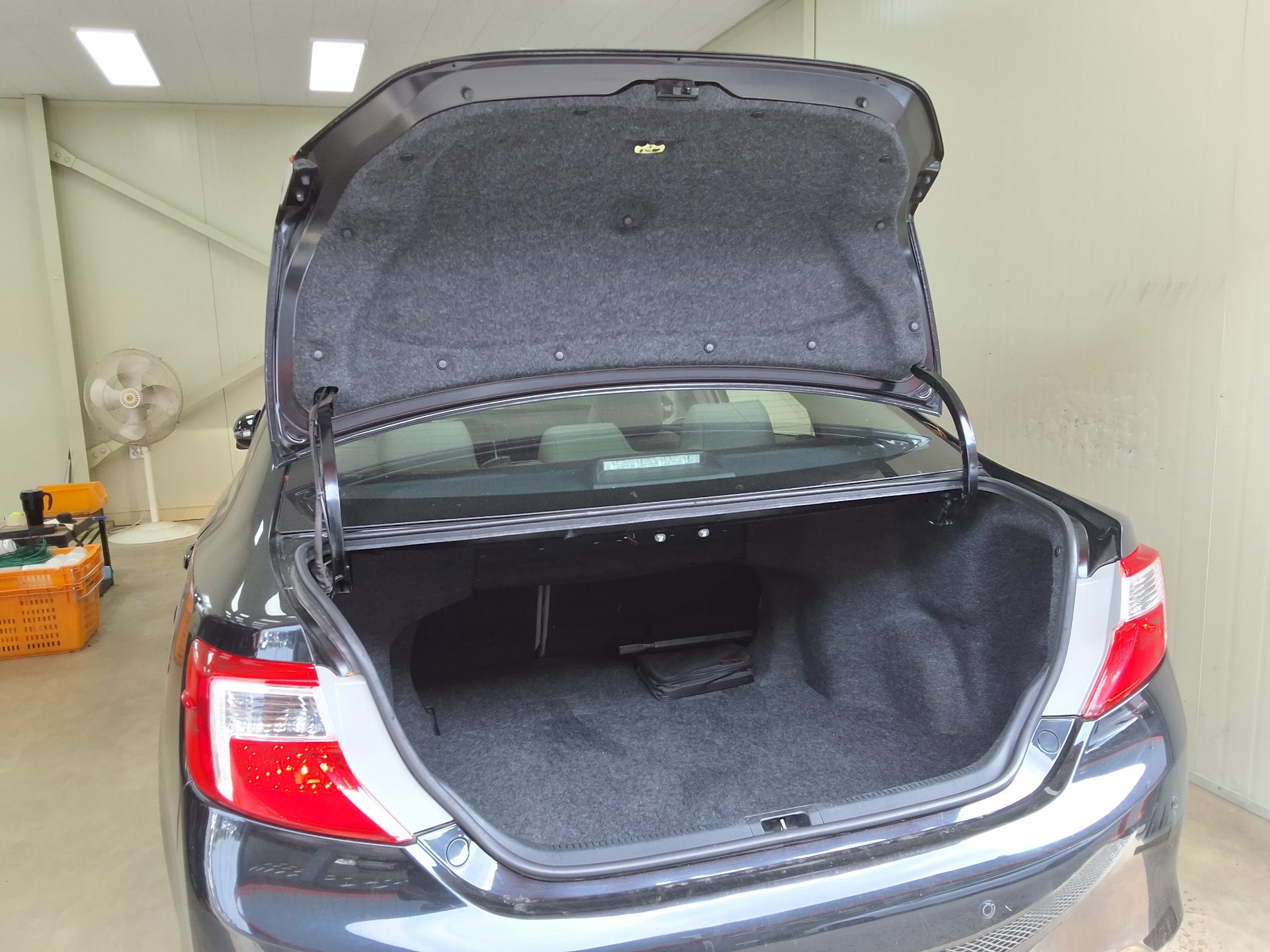 2012 - toyota camry