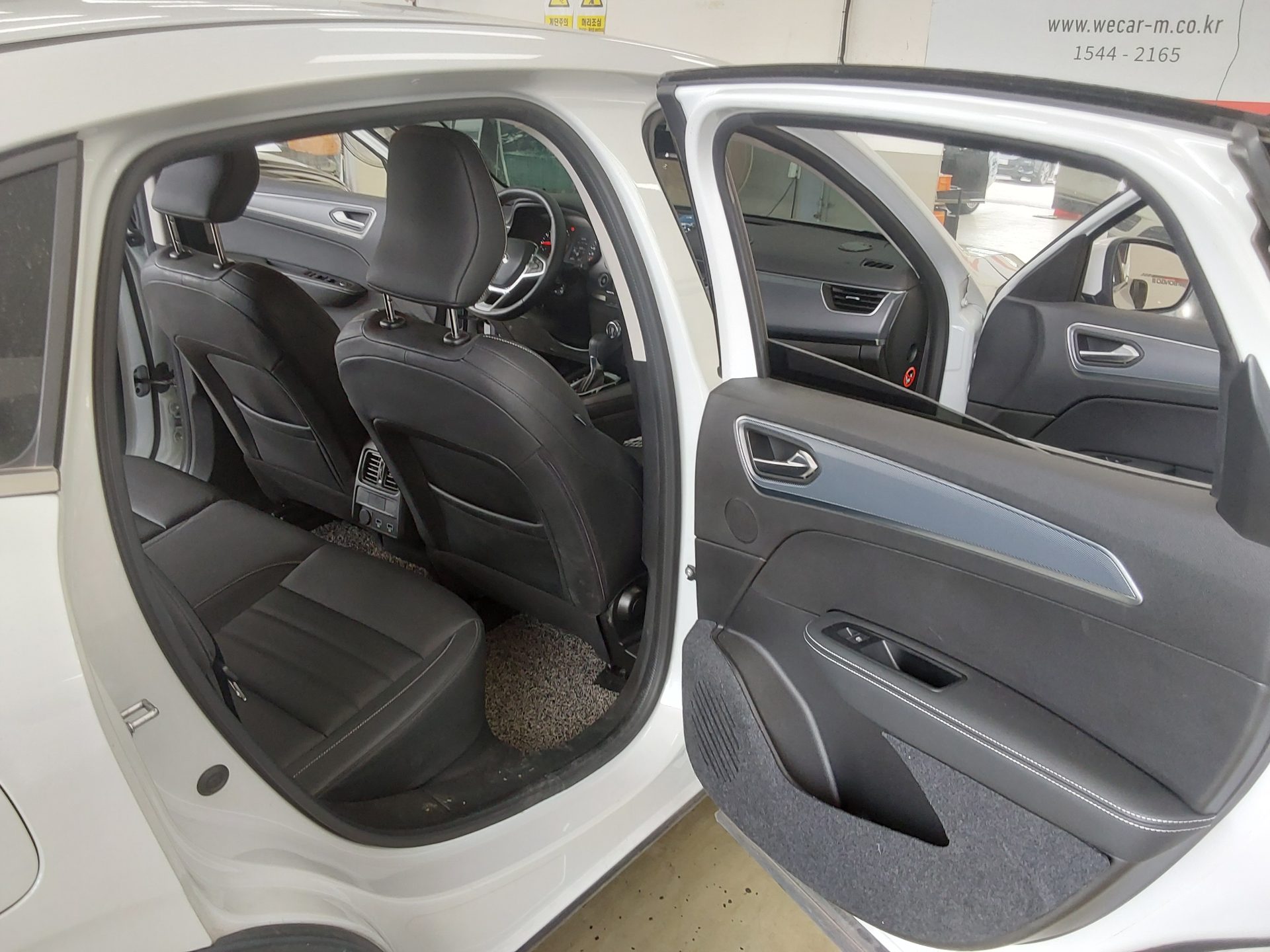 2023 - renault xm3