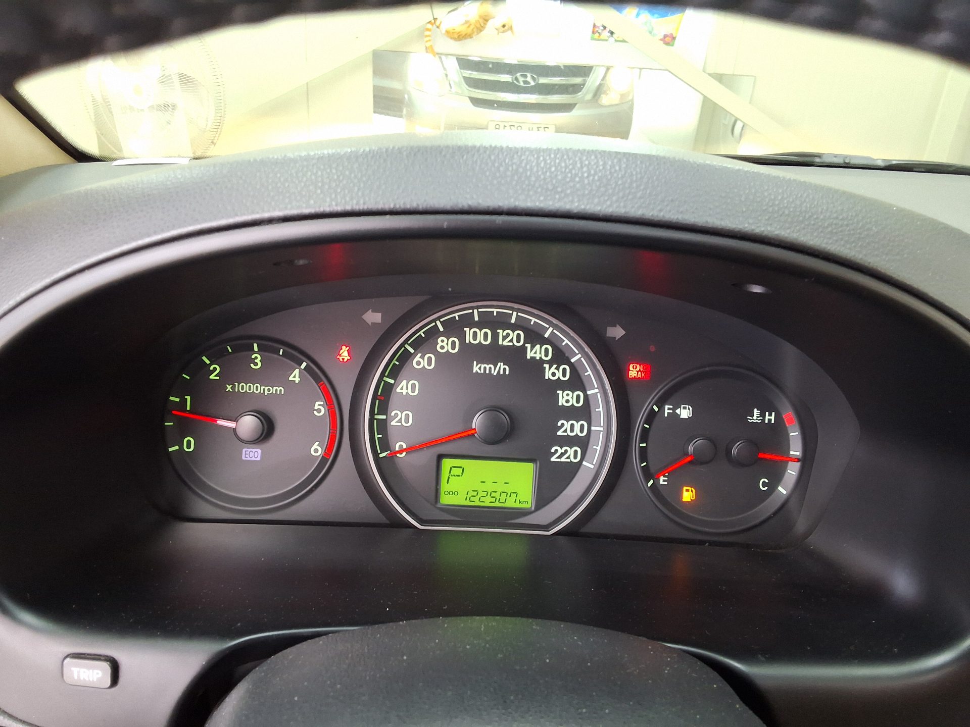 2011 - hyundai grand starex