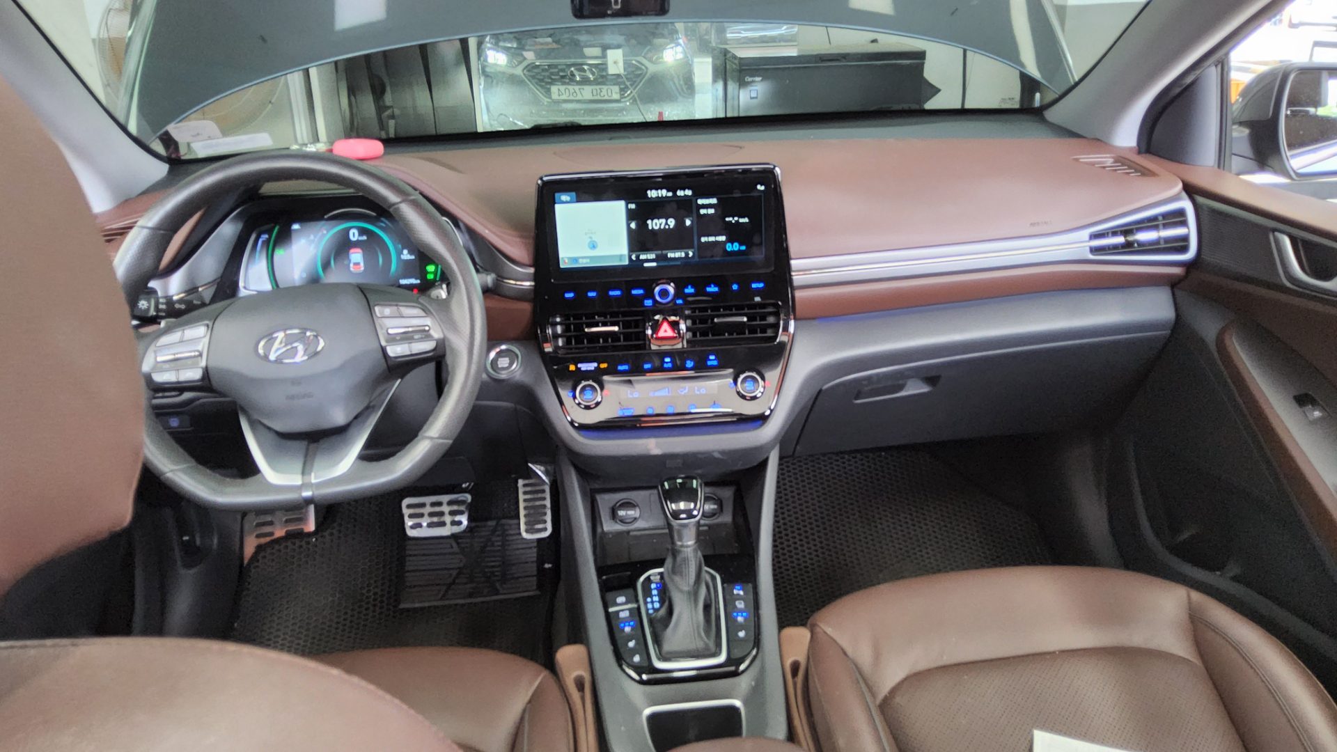 2020 - hyundai ioniq