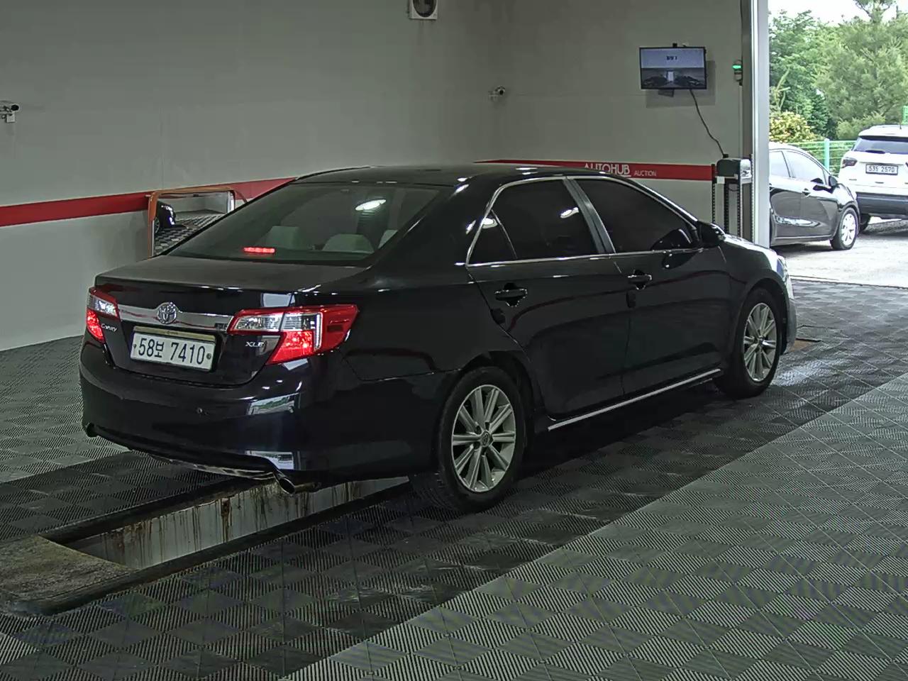 2012 - toyota camry