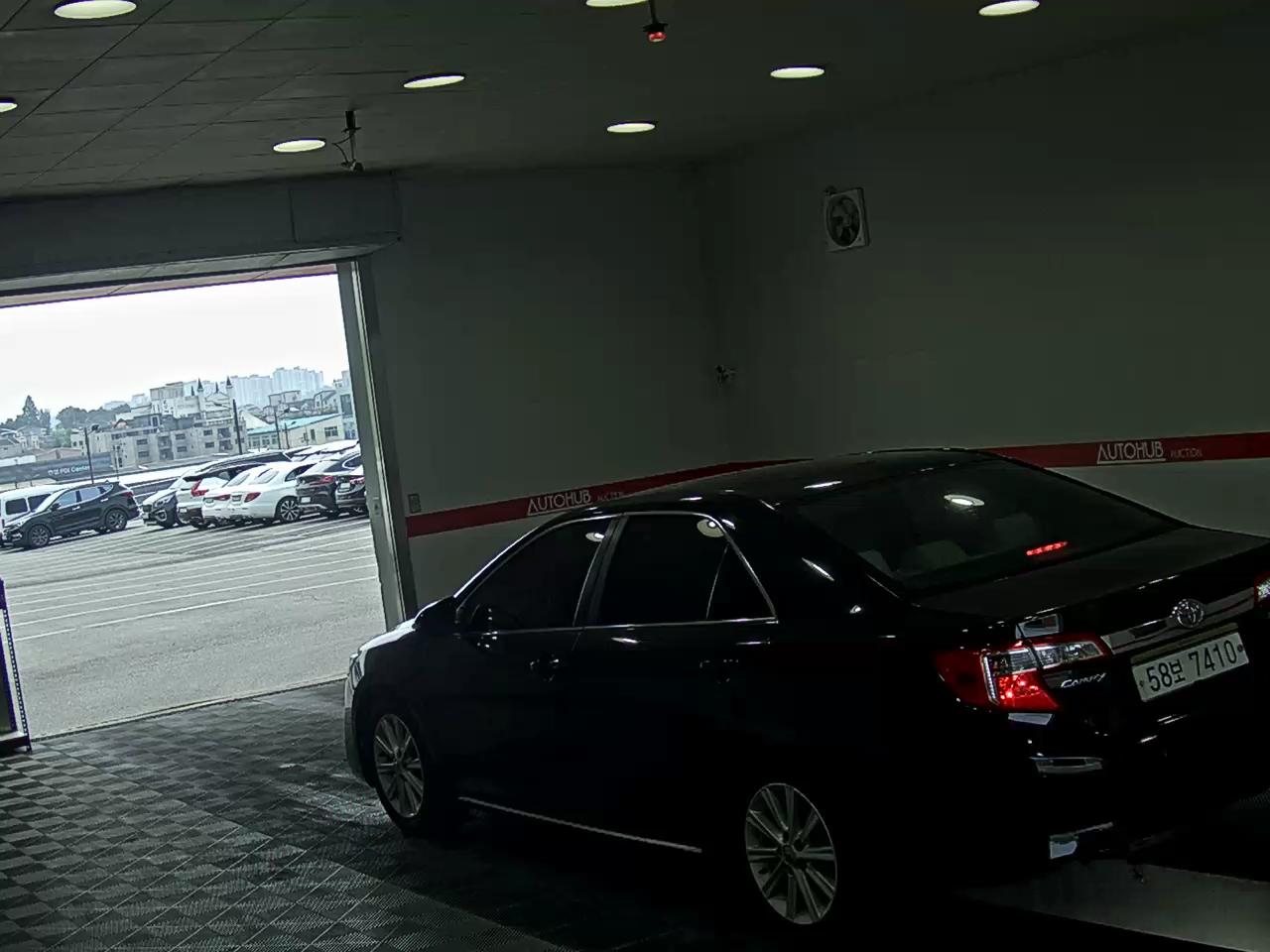 2012 - toyota camry