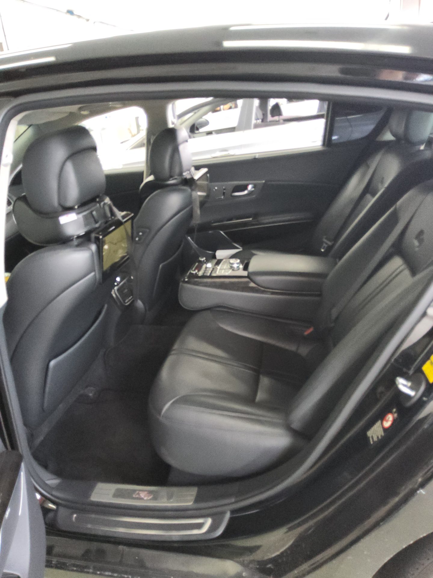 2014 - kia k9