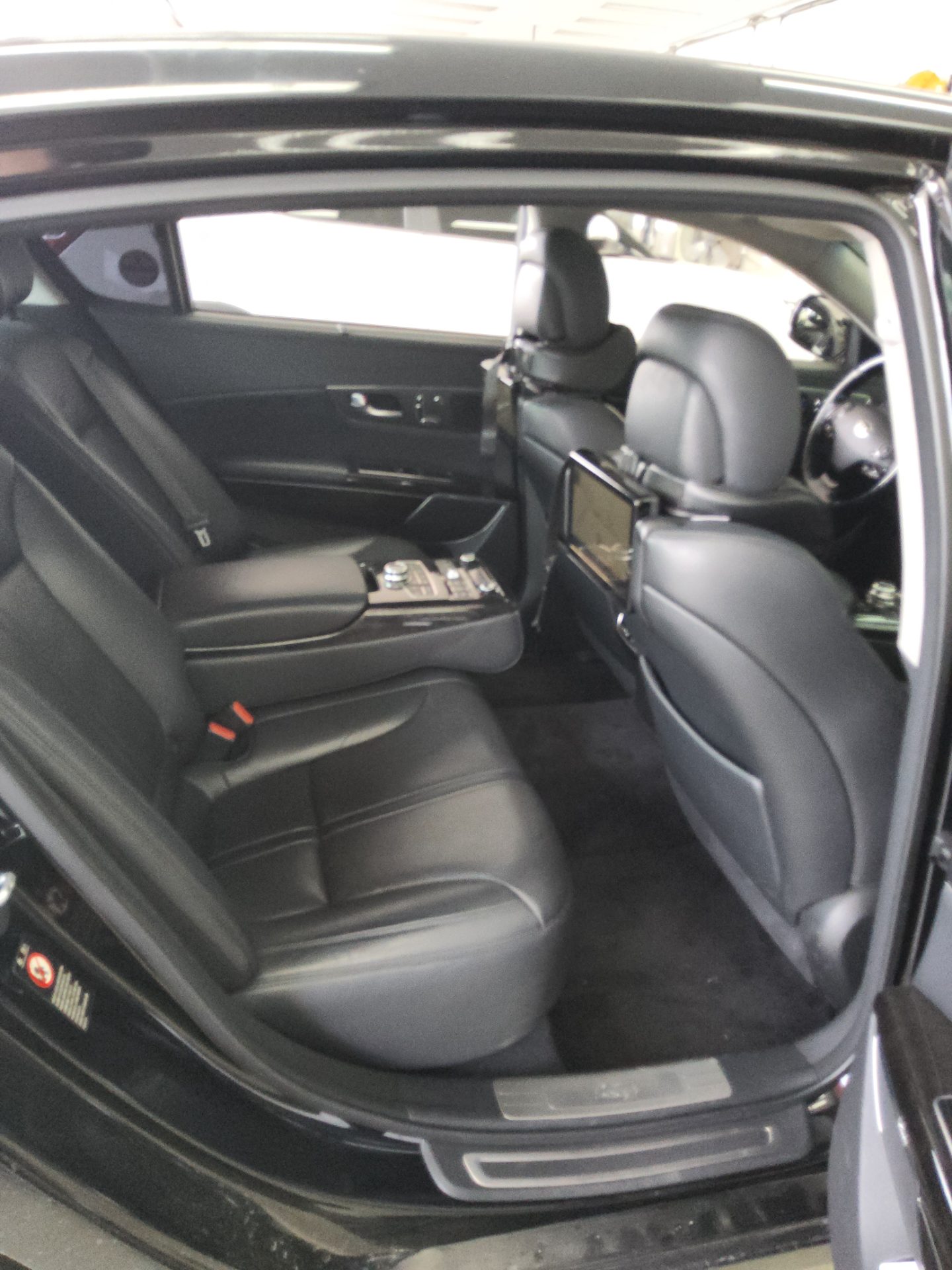 2014 - kia k9