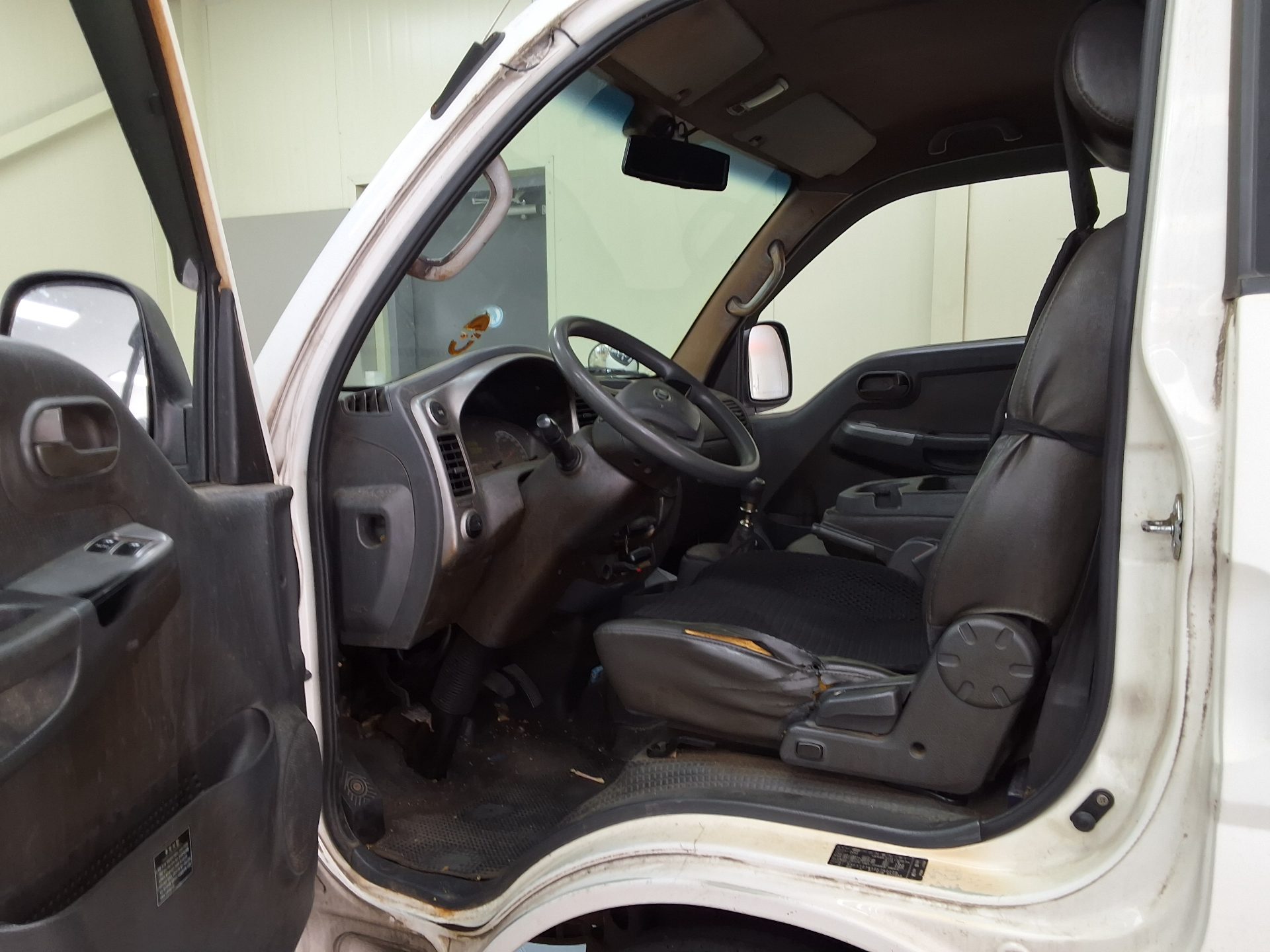 2013 - kia bongo