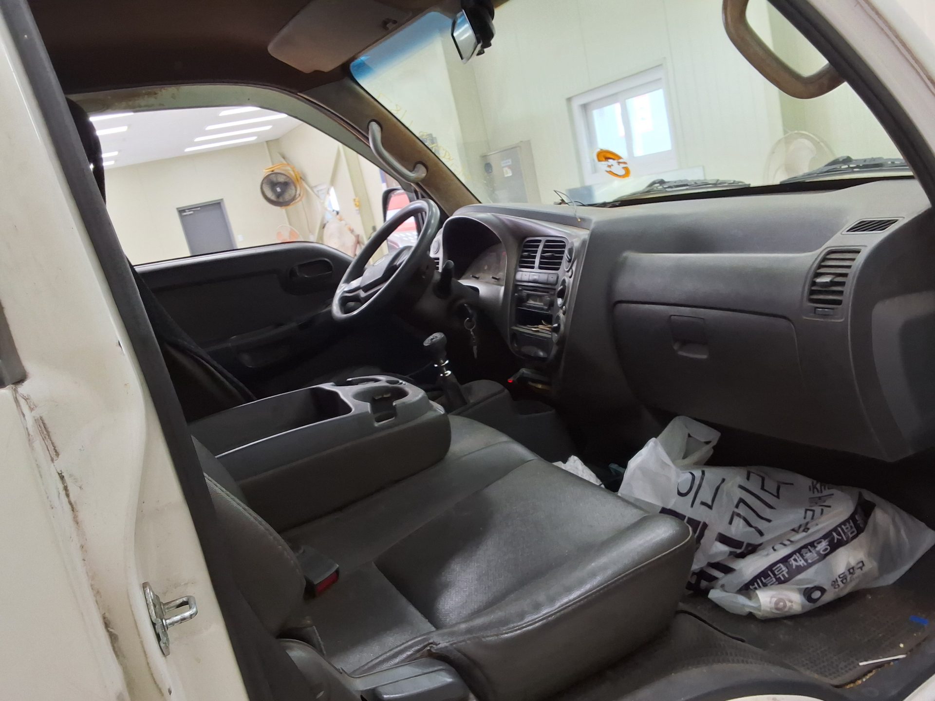 2013 - kia bongo