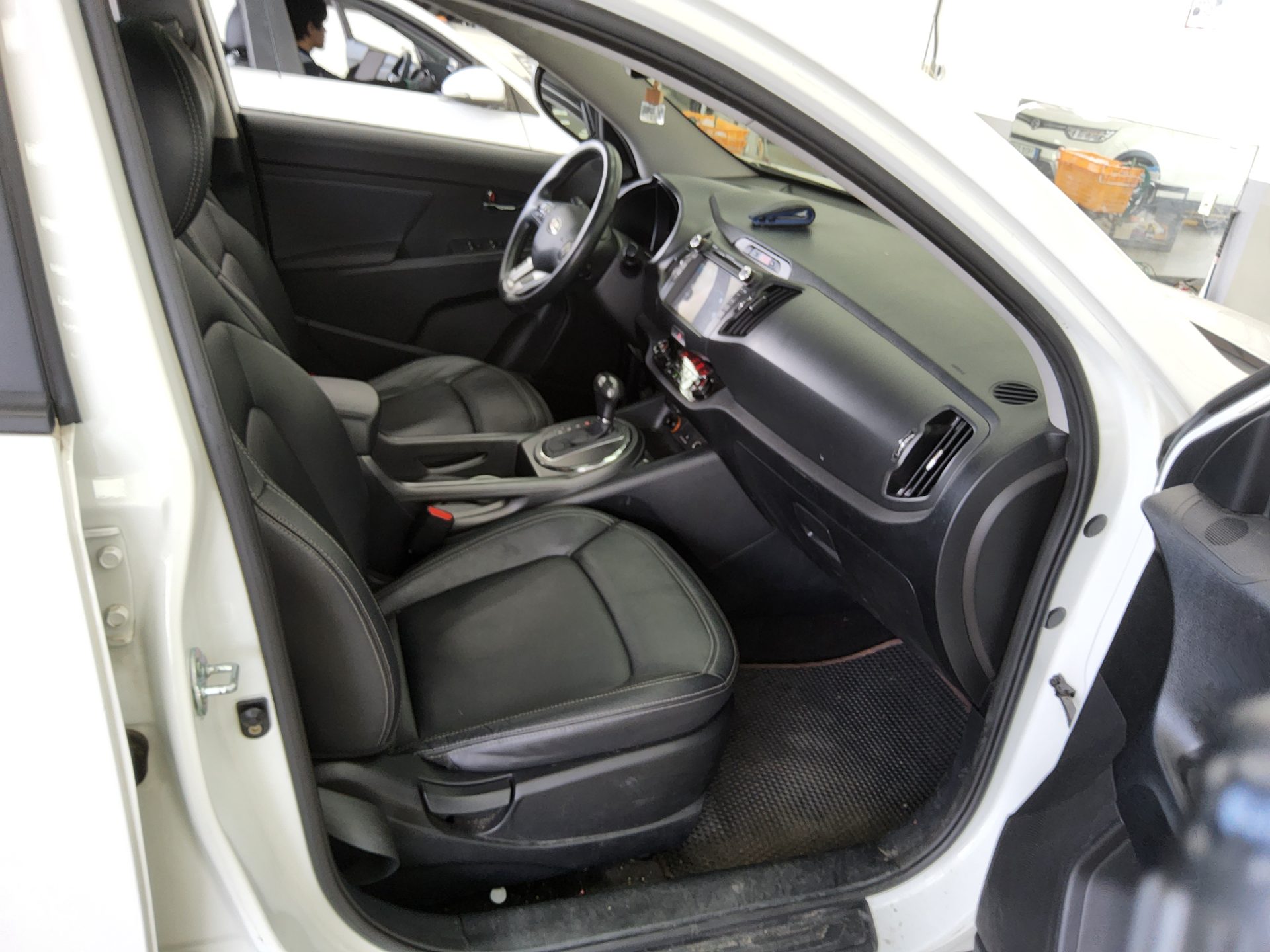 2013 - kia sportage