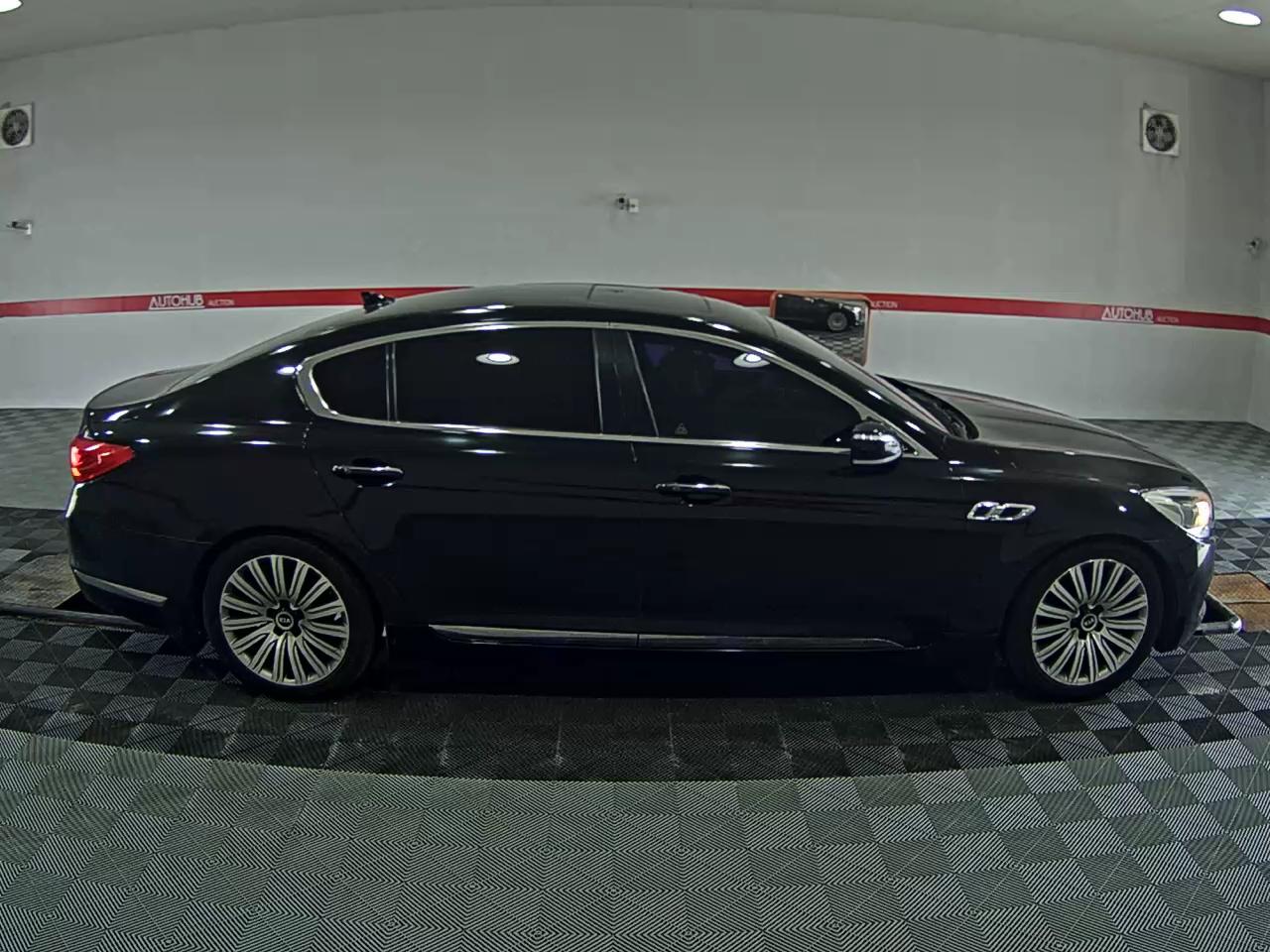 2014 - kia k9