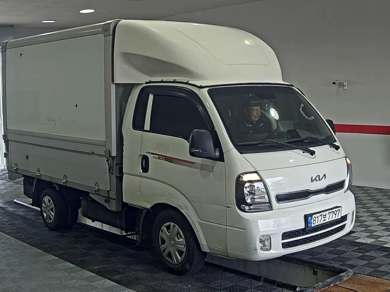2023 - kia bongo