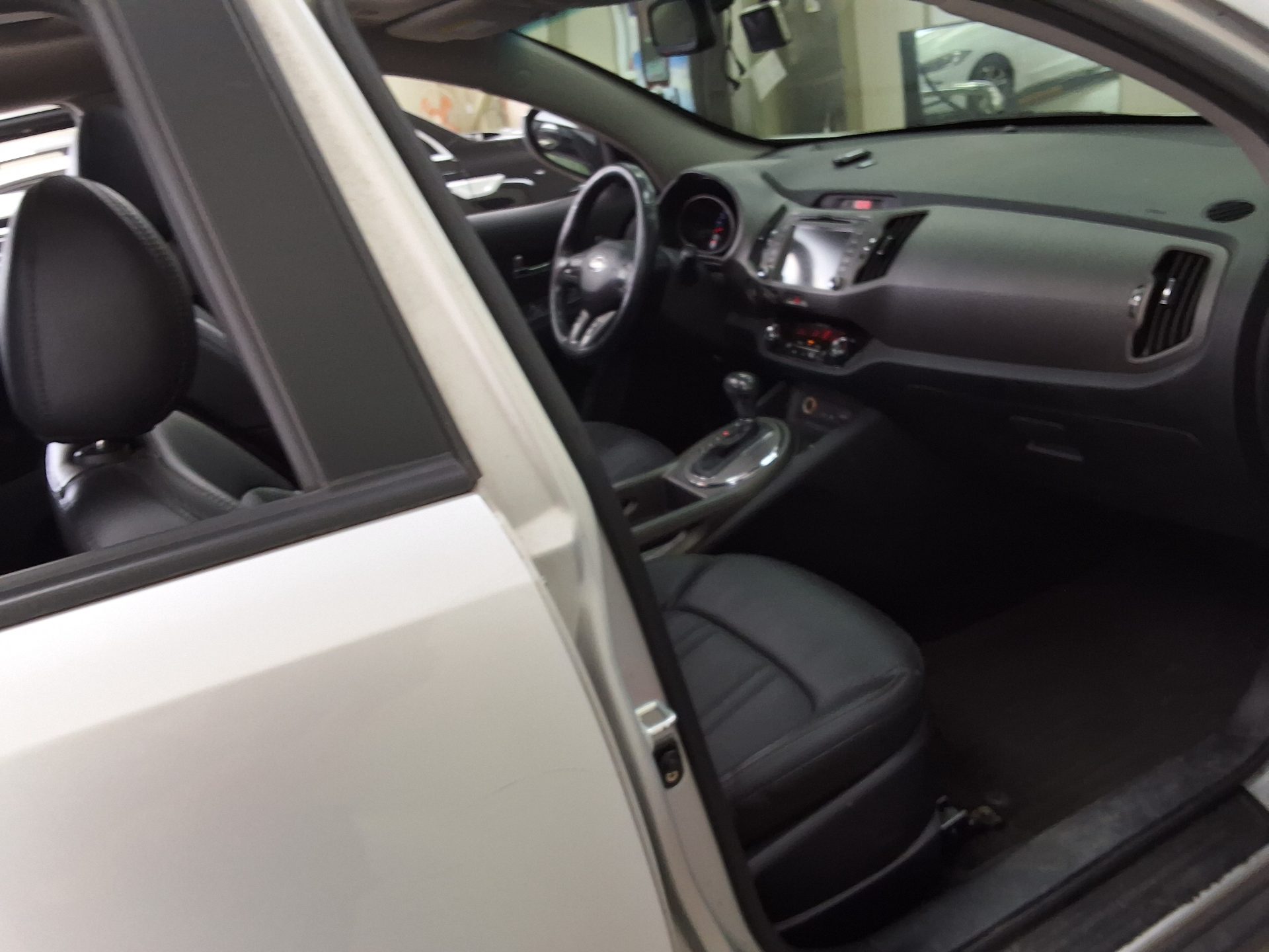 2014 - kia sportage