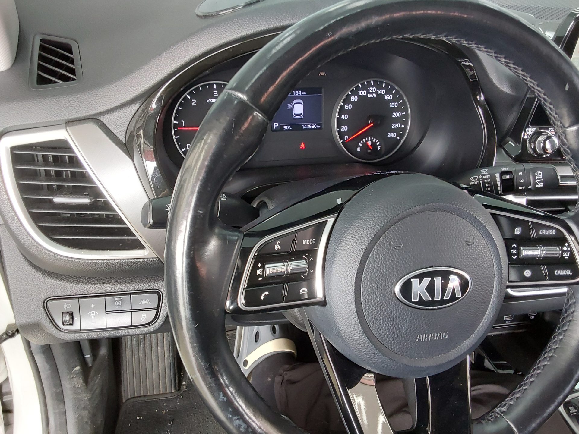 2021 - kia seltos