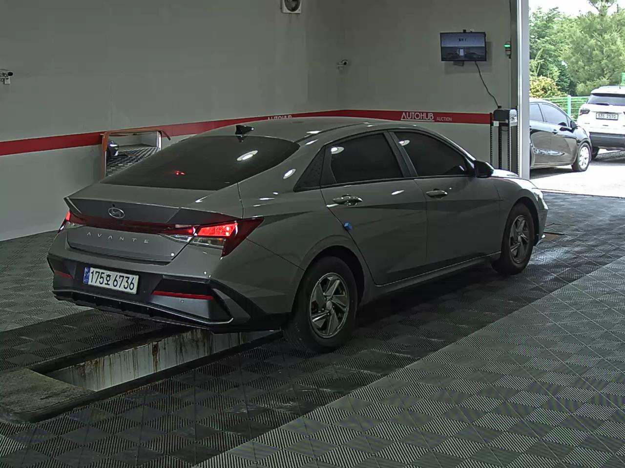2024 - hyundai avante