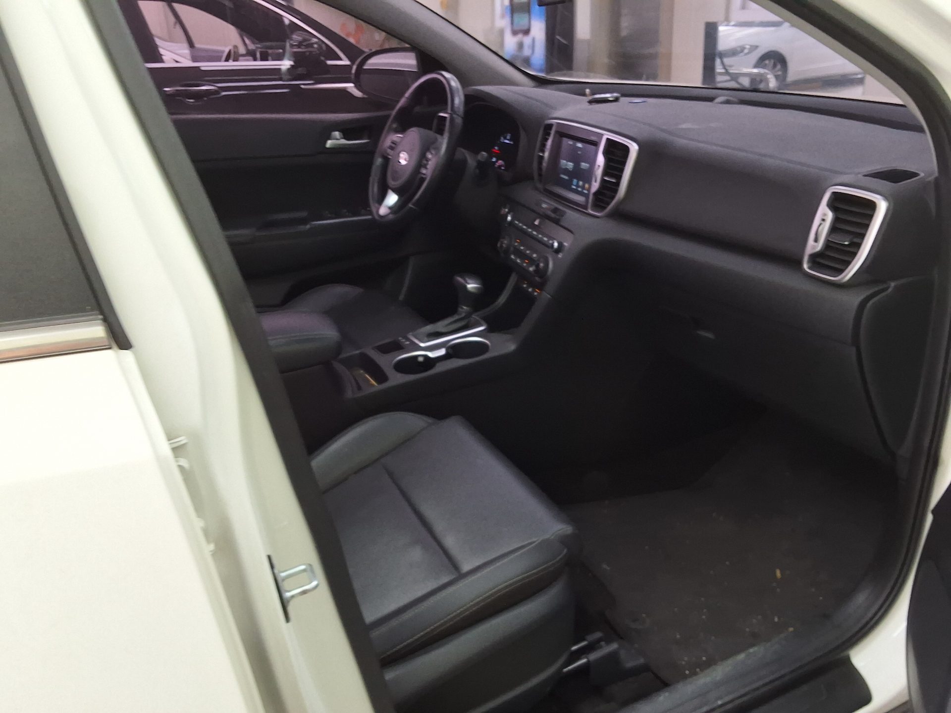 2016 - kia sportage