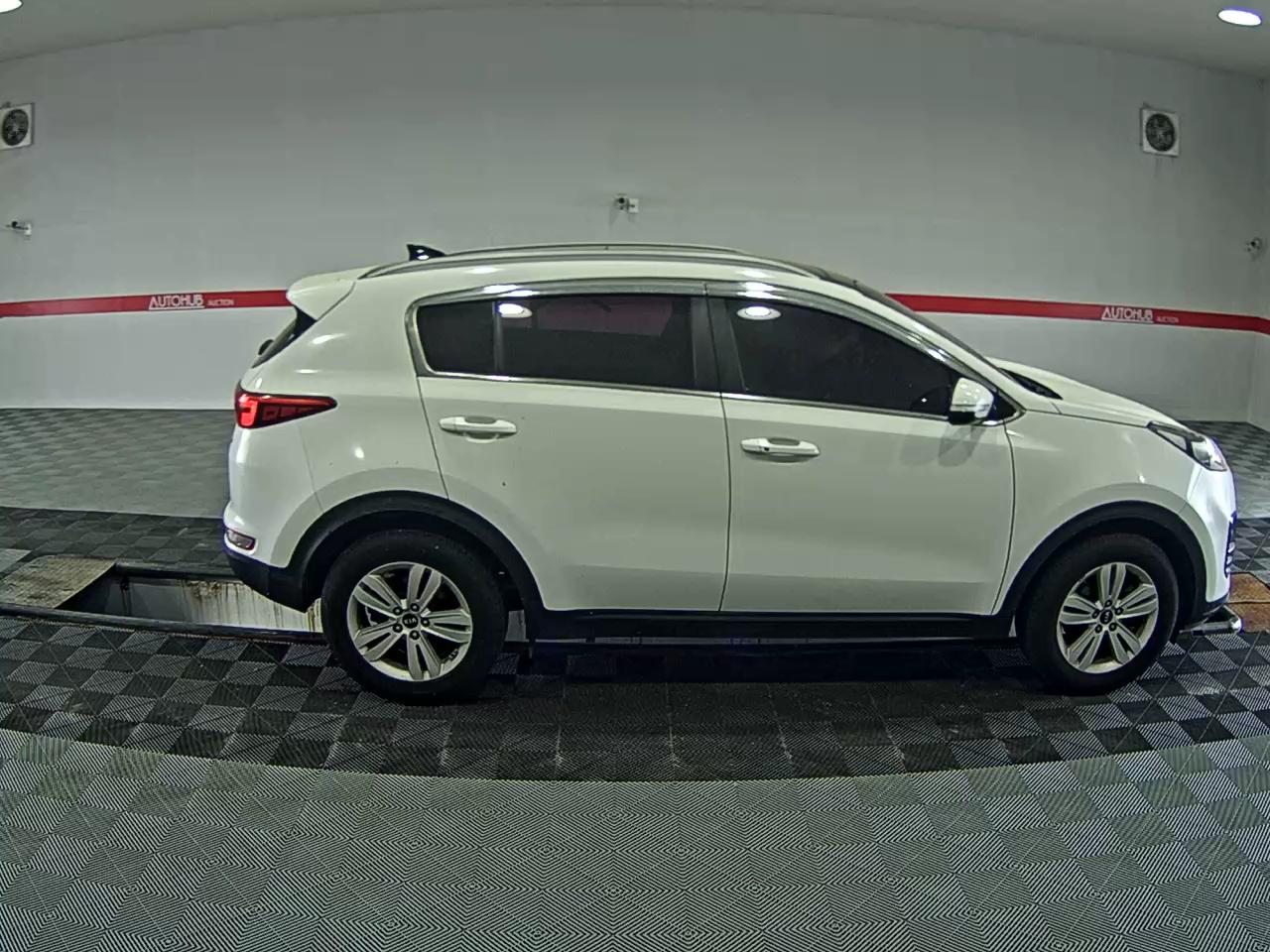 2016 - kia sportage