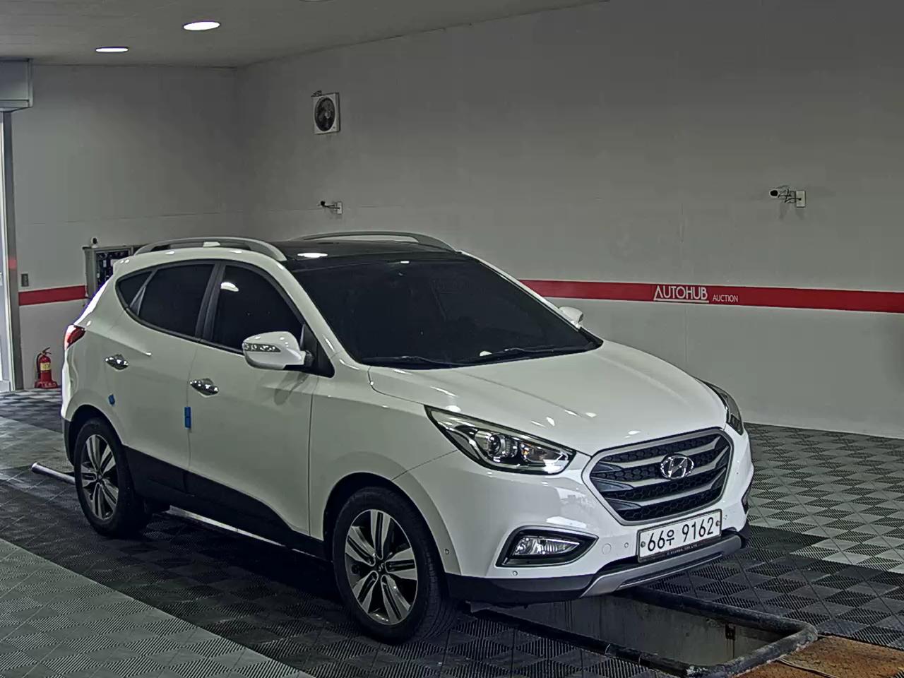2014 - hyundai tucson