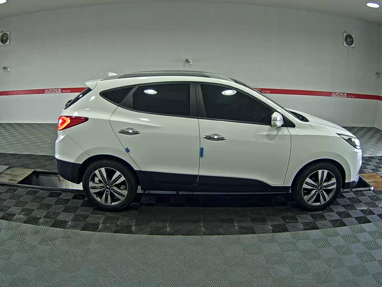 2014 - hyundai tucson