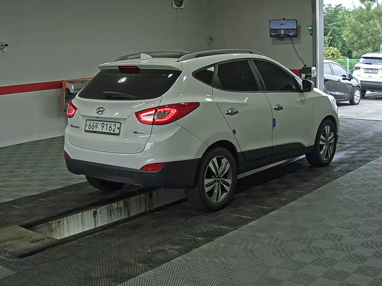 2014 - hyundai tucson