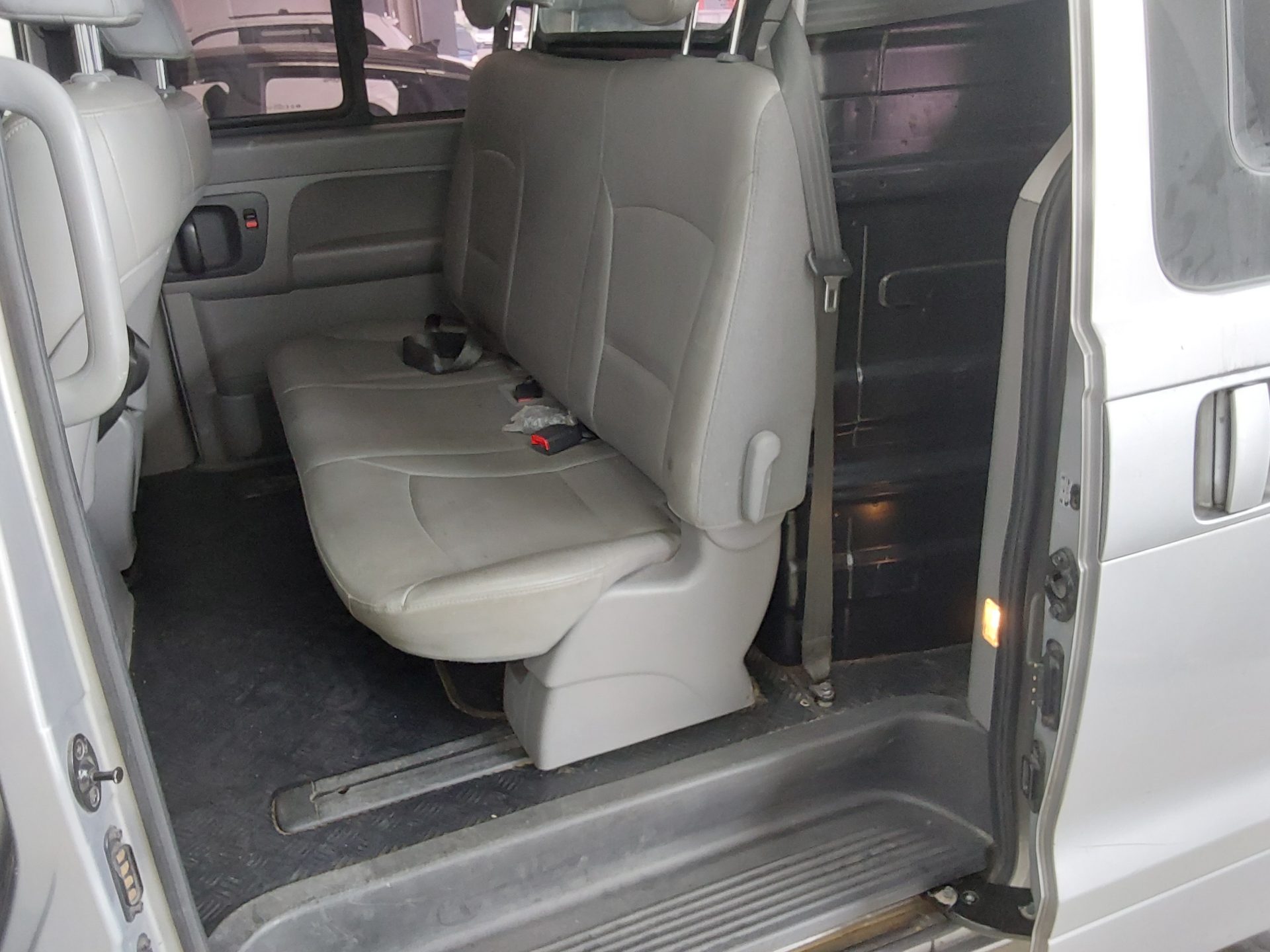 2017 - hyundai grand starex