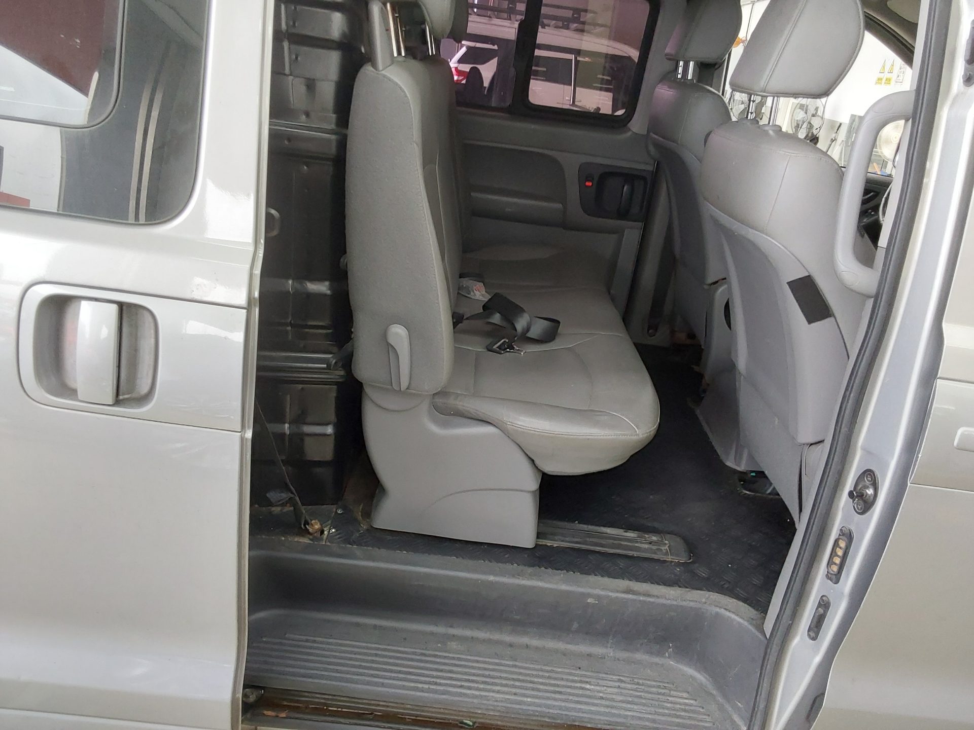 2017 - hyundai grand starex