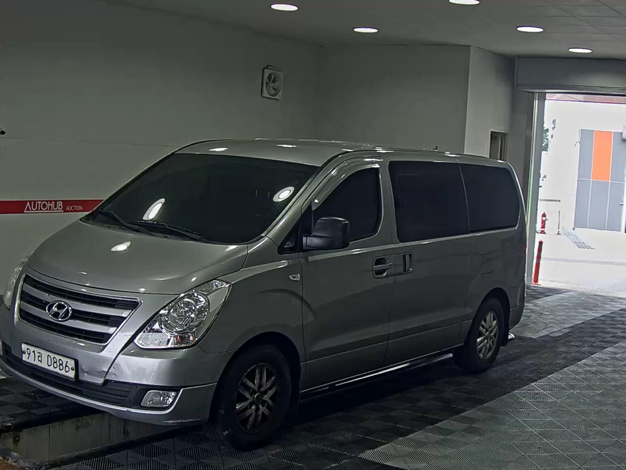 2017 - hyundai grand starex