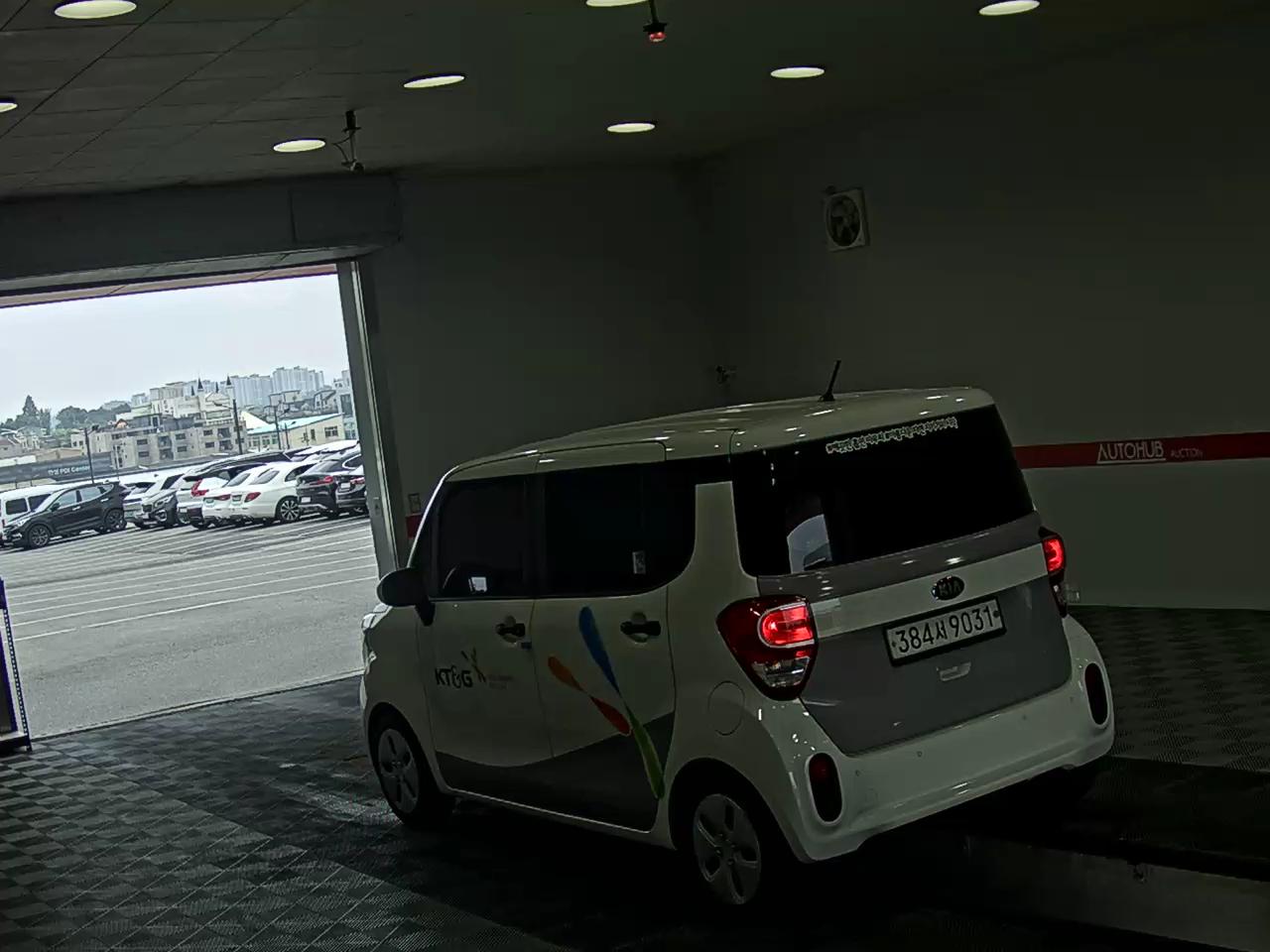 2020 - kia ray