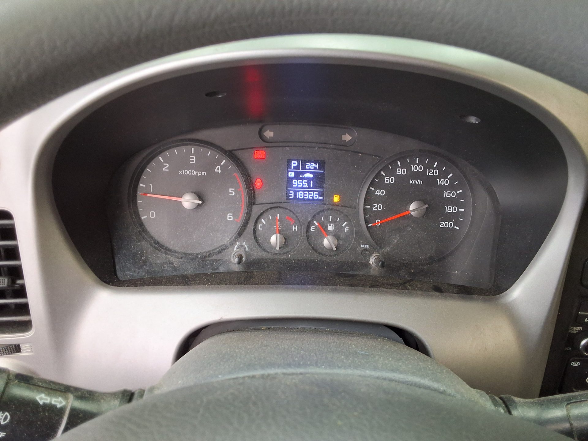 2017 - kia bongo