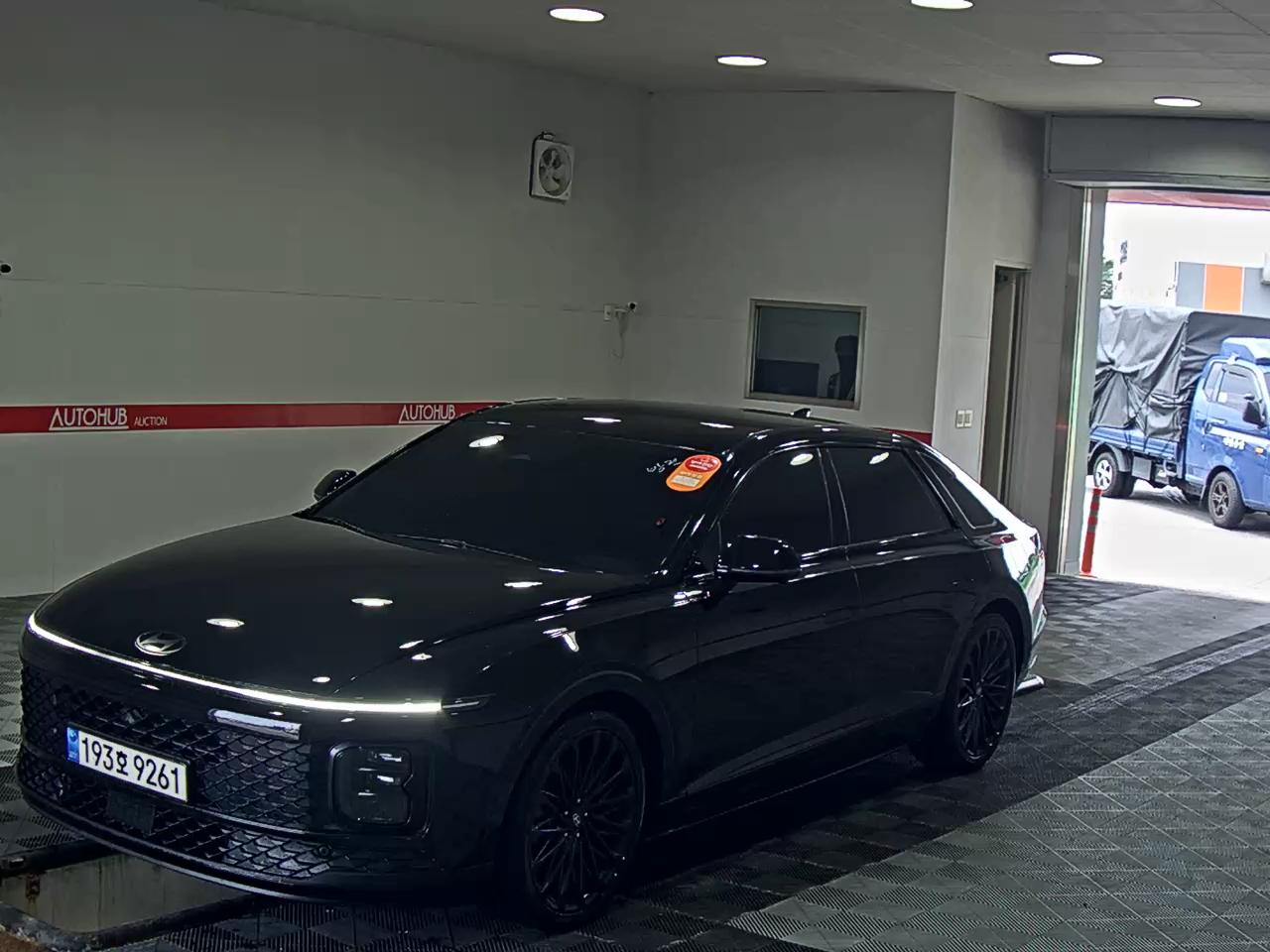 HYUNDAI GRANDEUR CIGRAPHY
