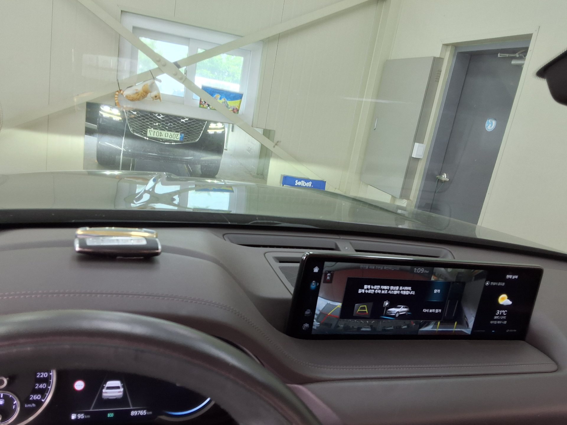 2022 - genesis gv80