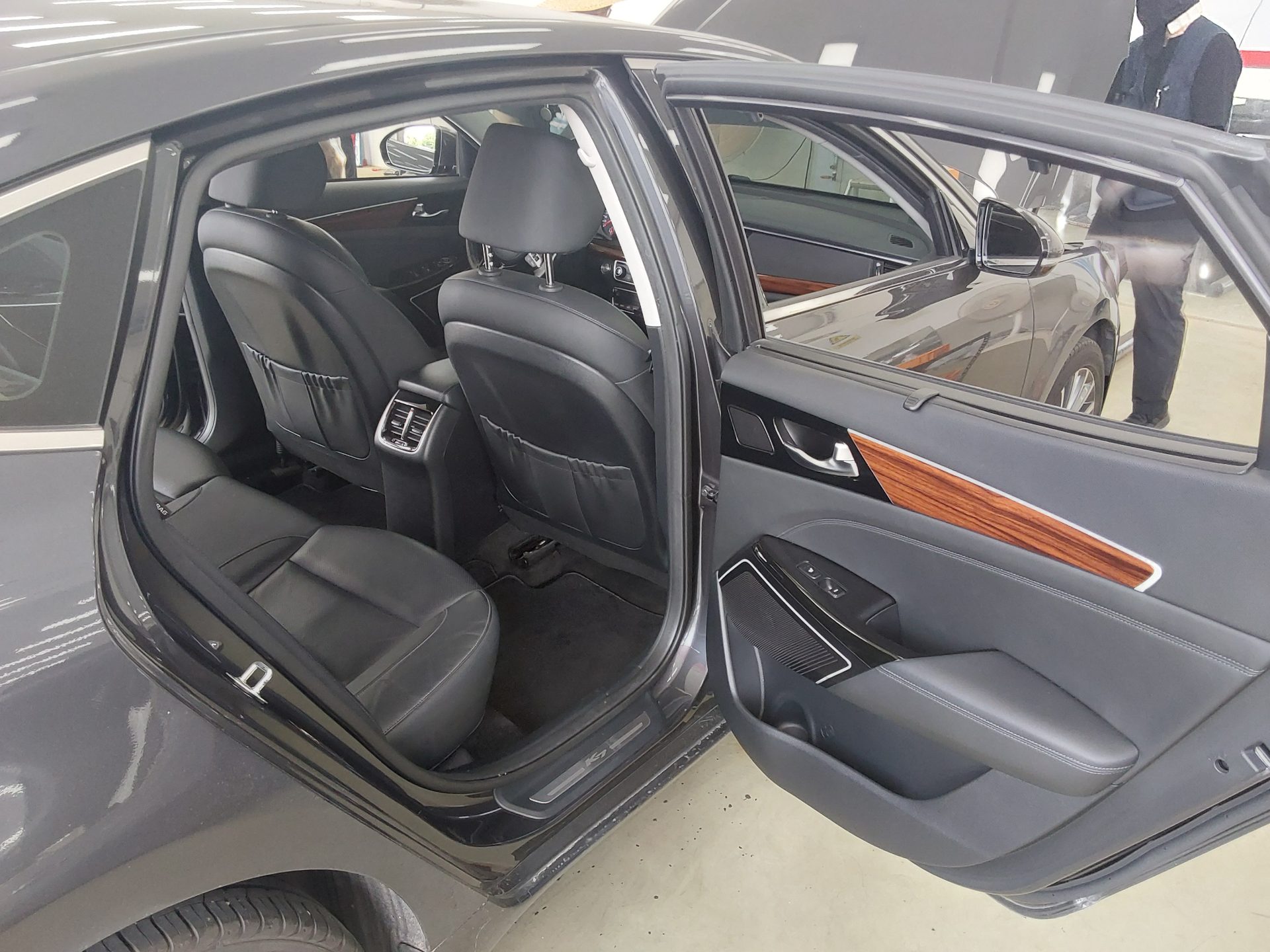 2016 - kia k7