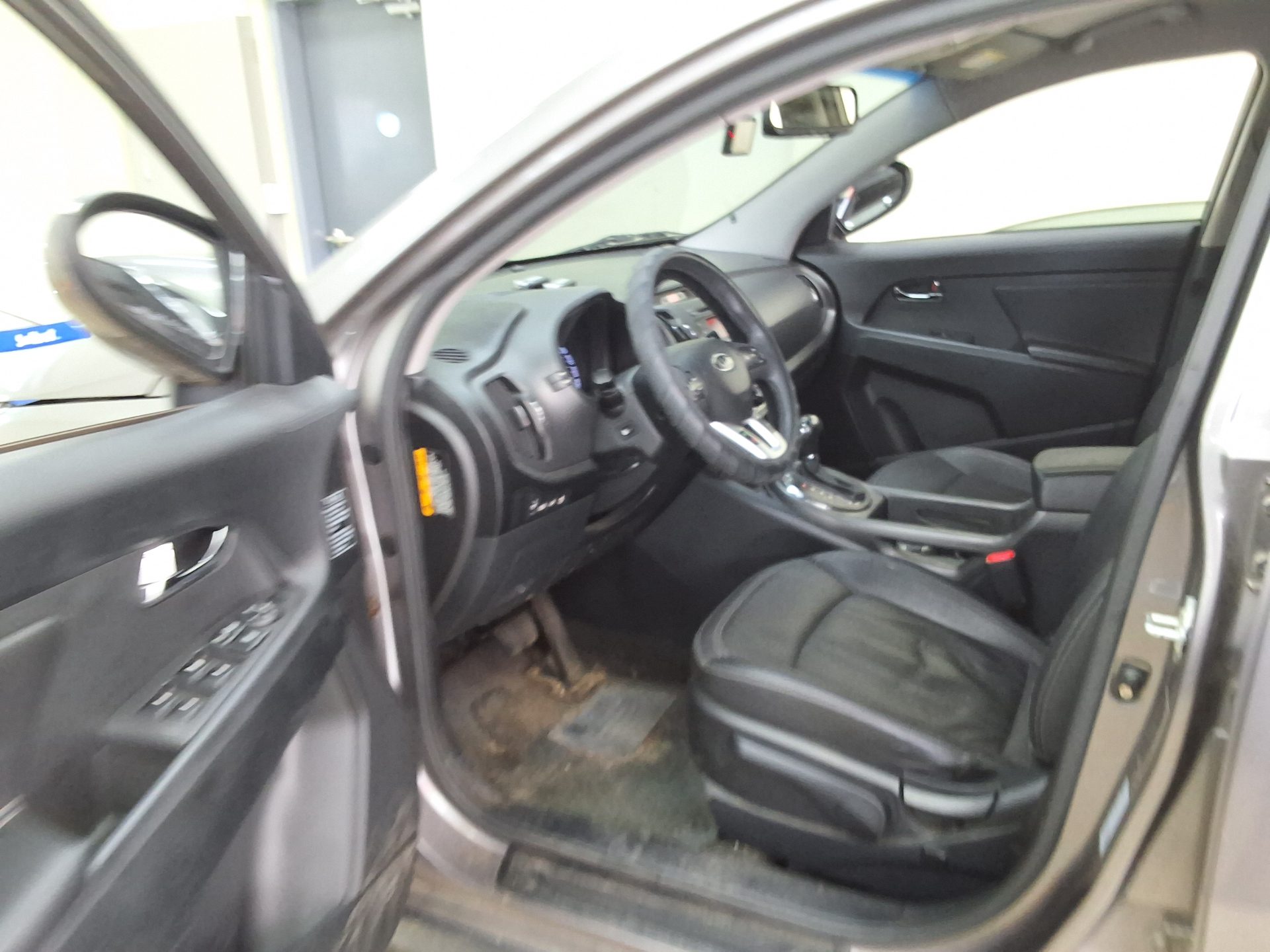 2012 - kia sportage