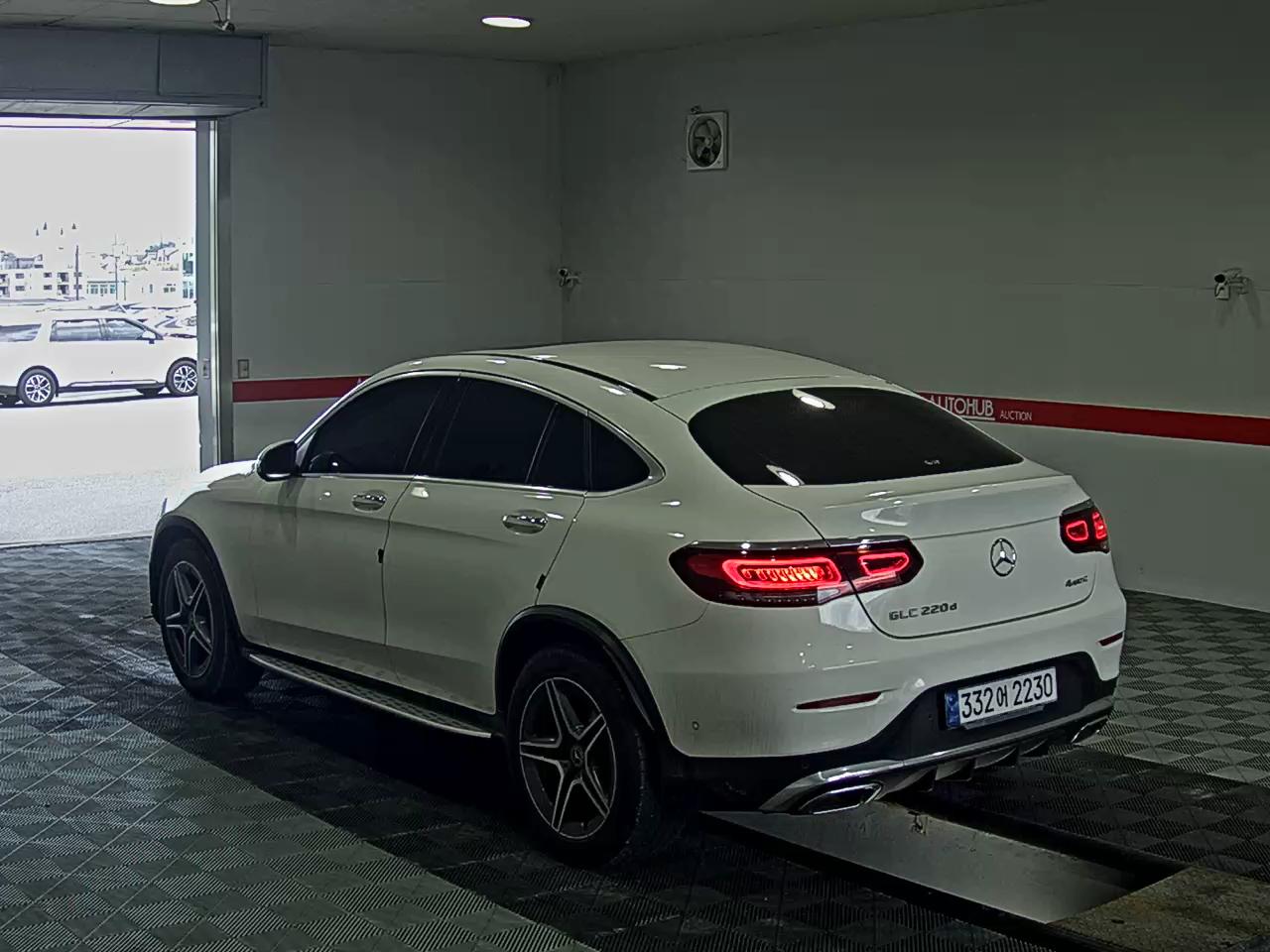 2021 - mercedes-benz glc 220d