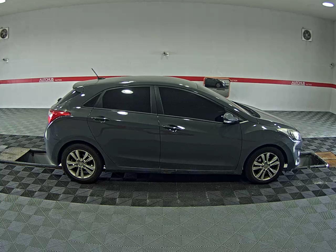 2012 - hyundai i30