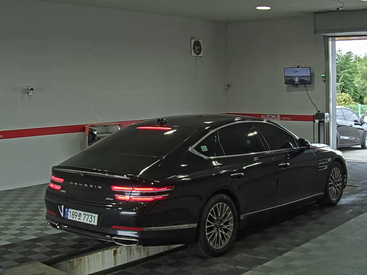 2021 - genesis g80