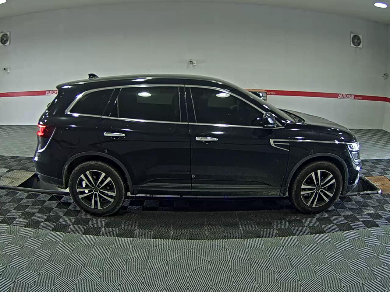 2021 - renault qm6