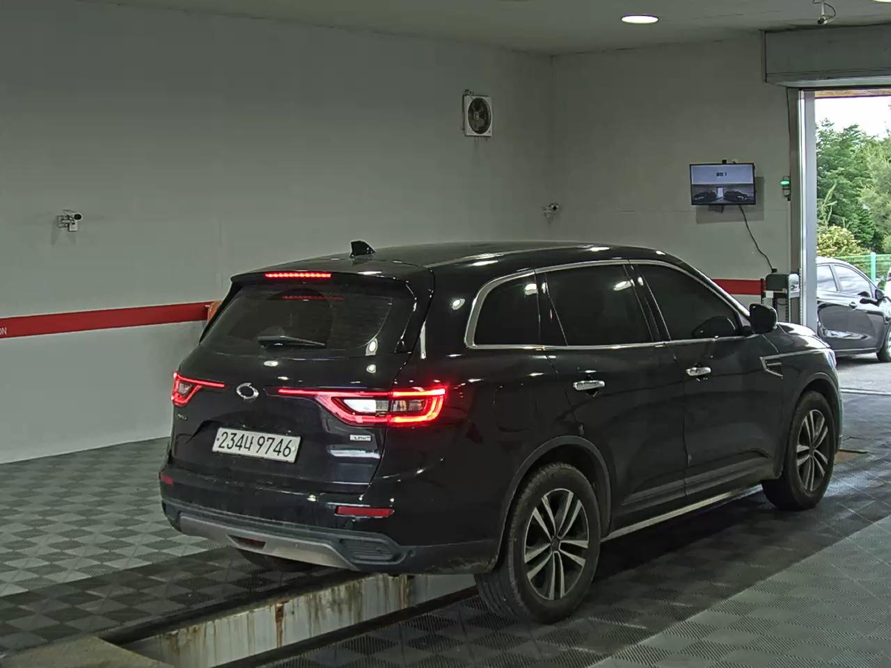 2021 - renault qm6