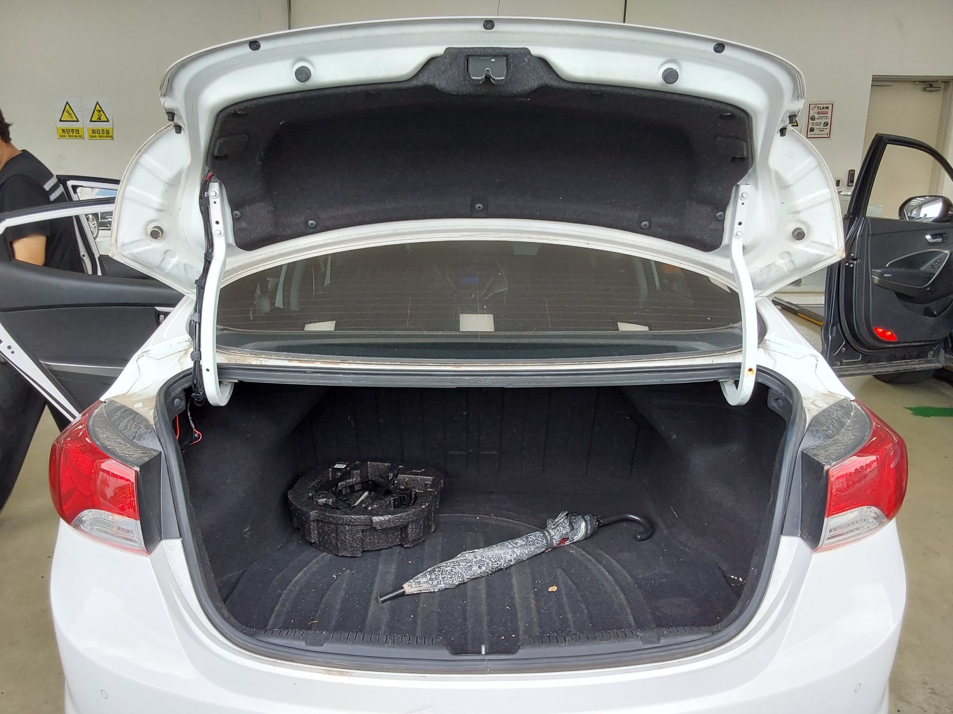 2012 - hyundai avante