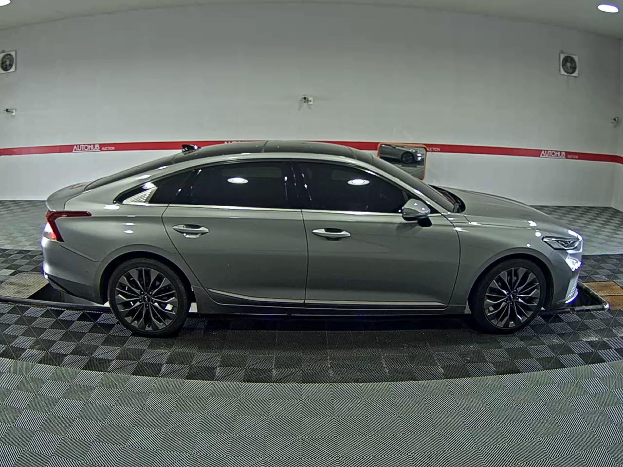 2023 - kia k8
