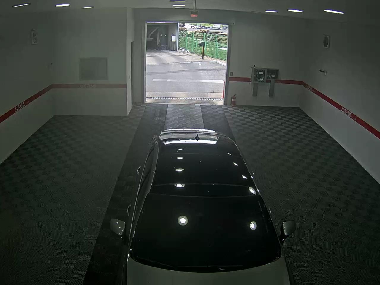 2023 - kia k8
