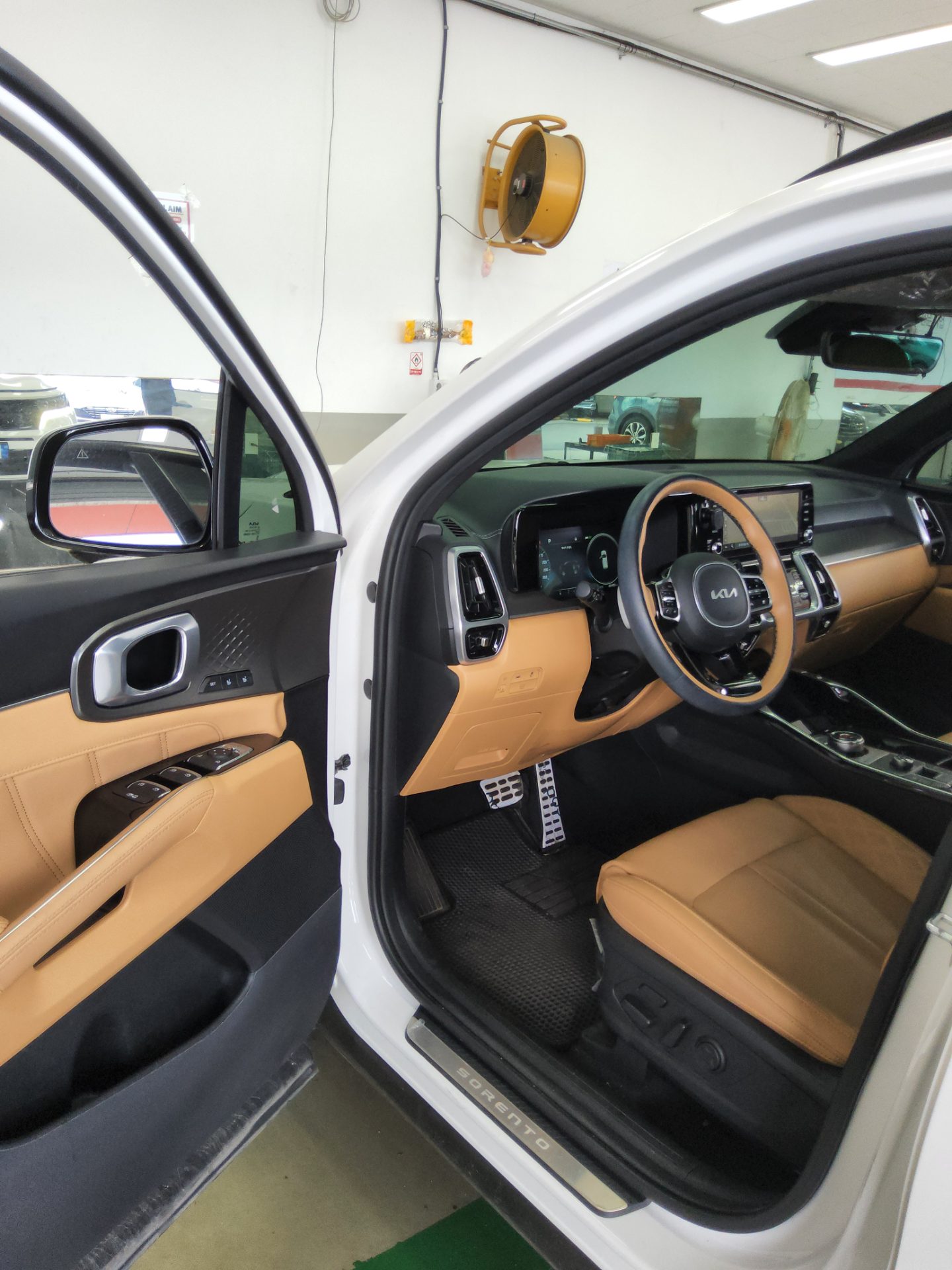 2023 - kia sorento