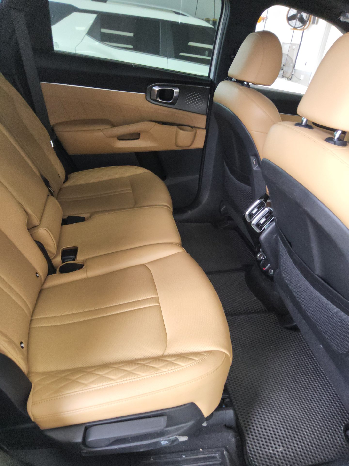2023 - kia sorento