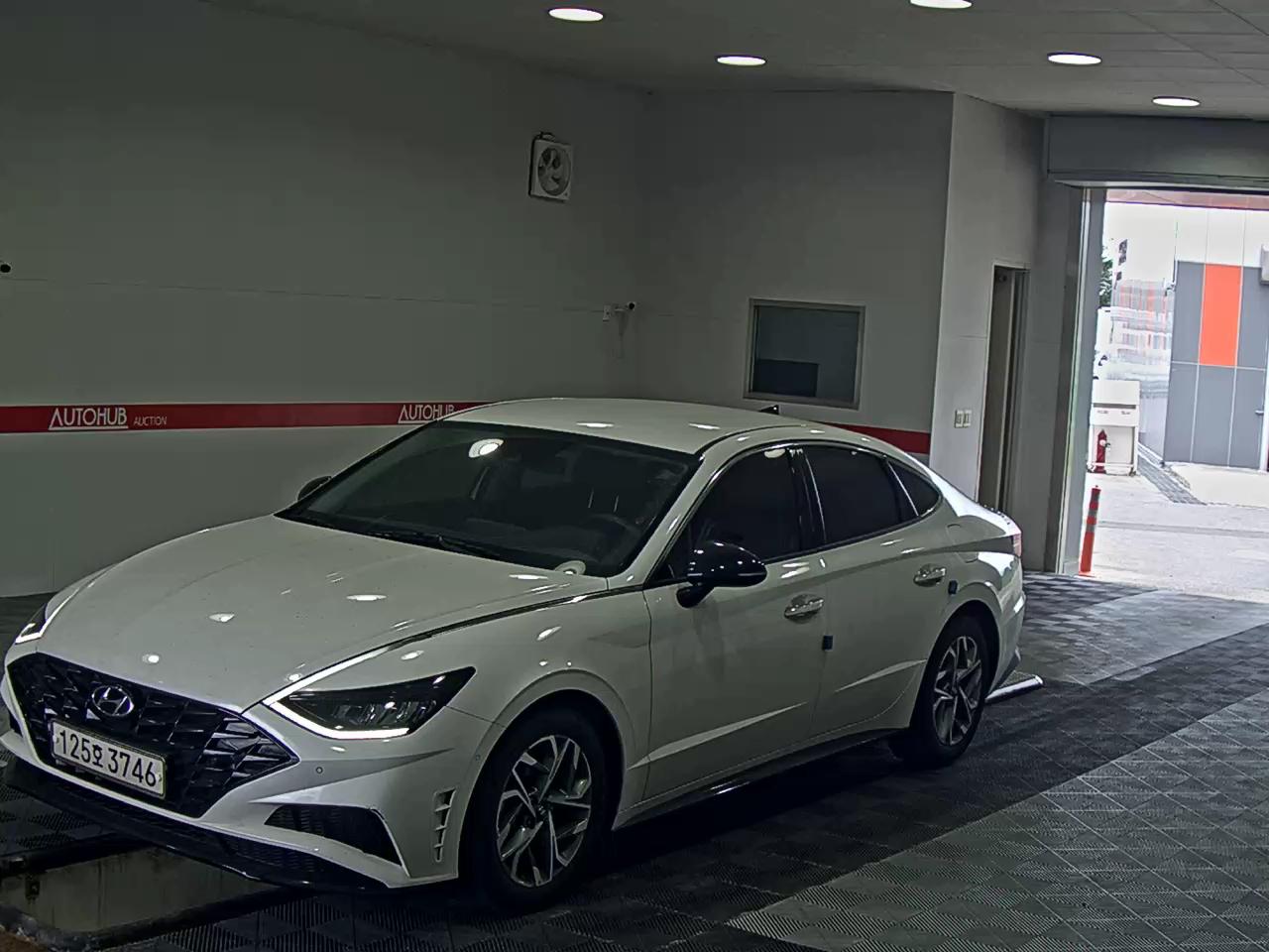 HYUNDAI SONATA (DN8)