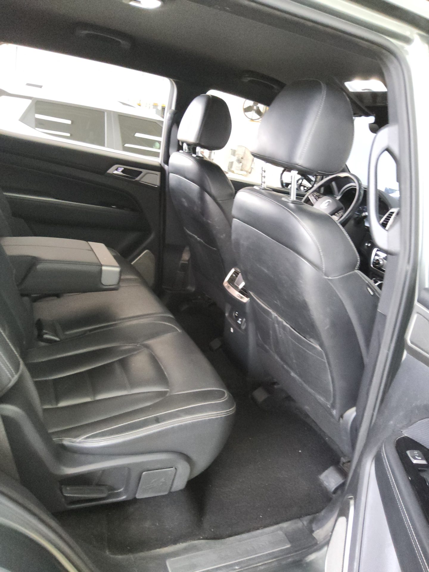 2018 - ssangyong rexton