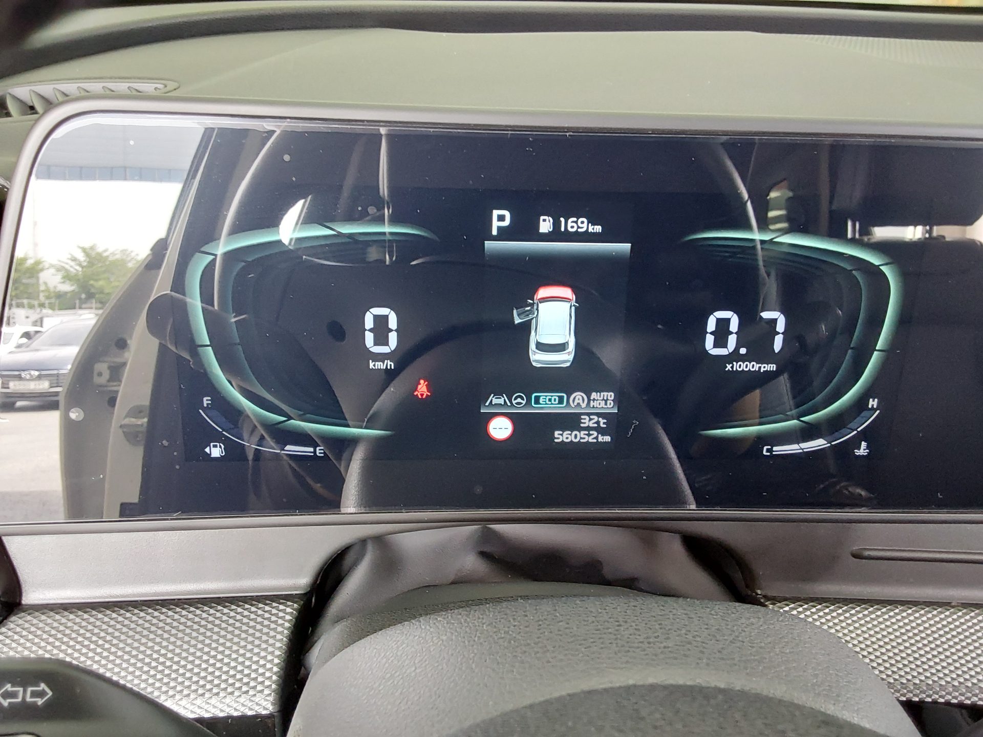 2022 - kia sportage