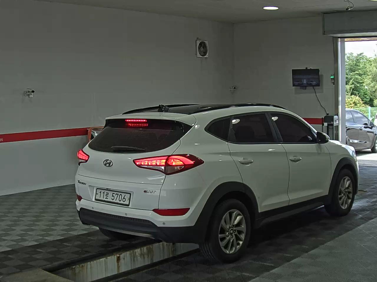 2016 - hyundai tucson