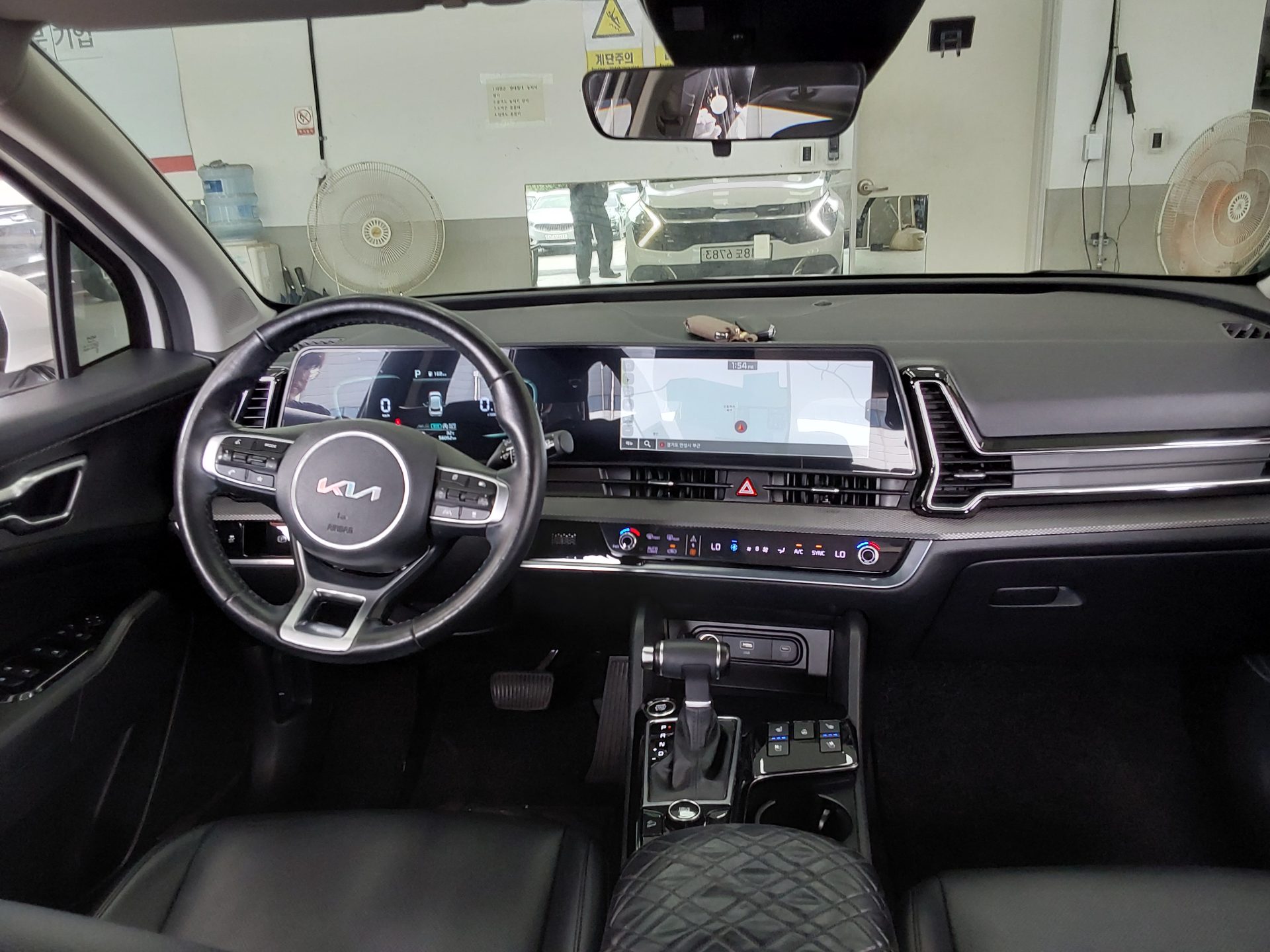 2022 - kia sportage
