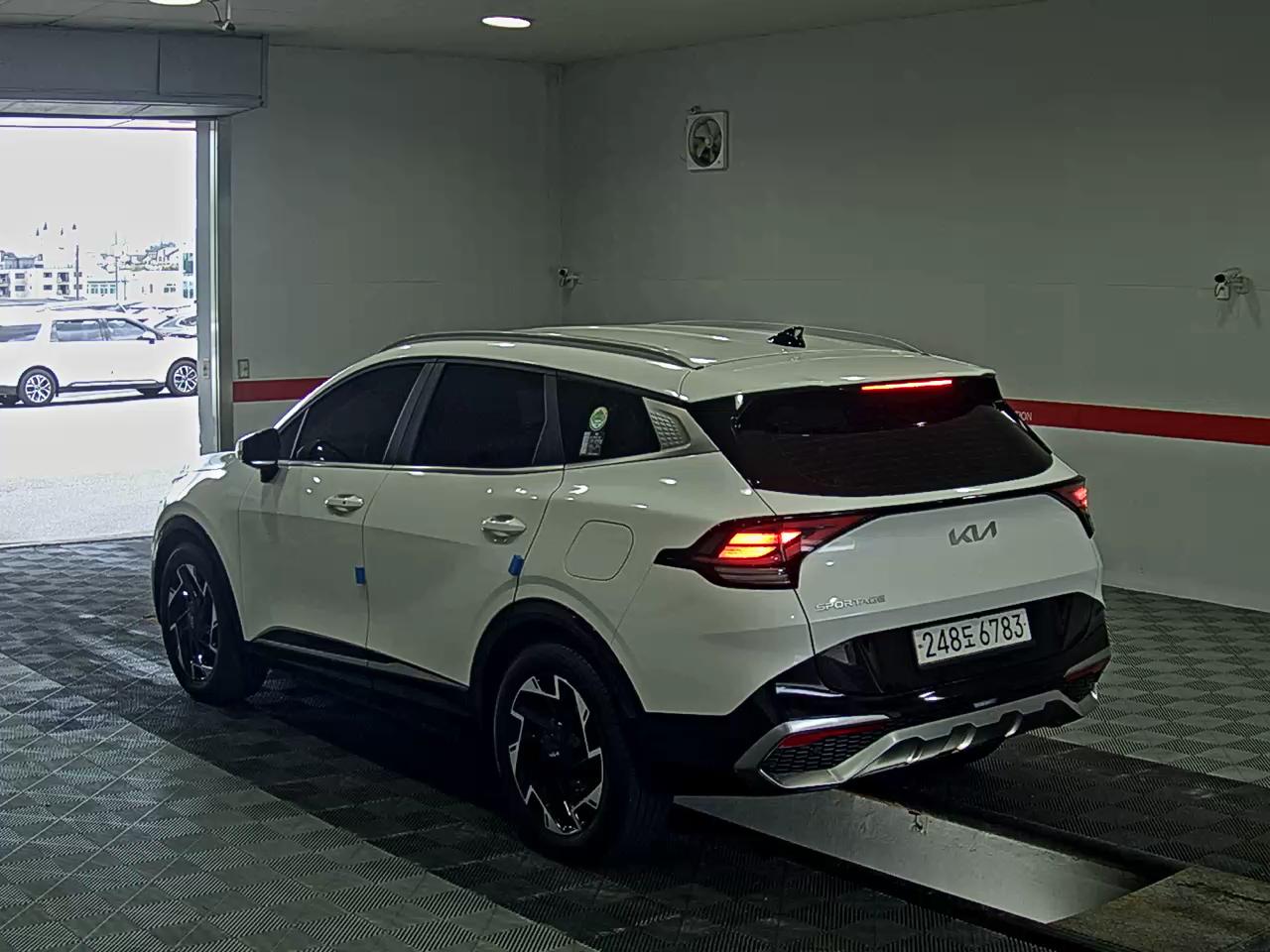2022 - kia sportage