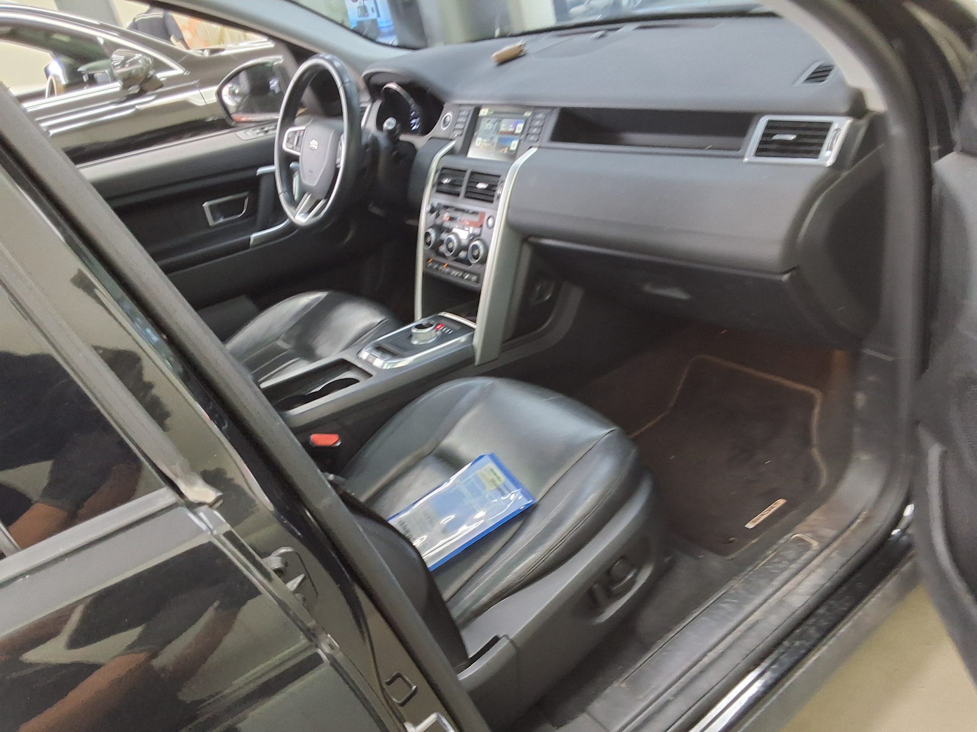 2015 - land rover discovery