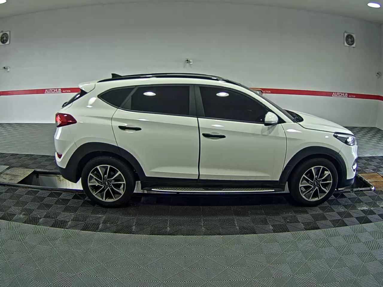 2018 - hyundai tucson