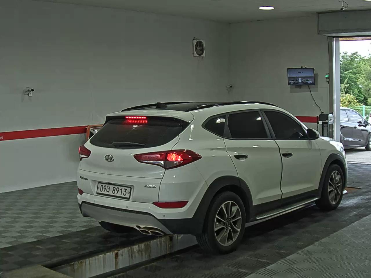 2018 - hyundai tucson