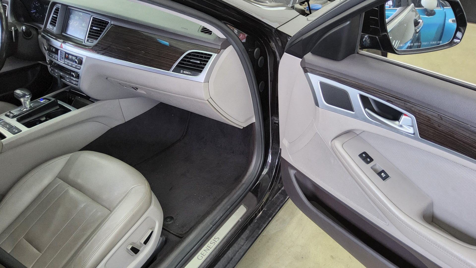 2018 - genesis g80